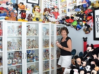 Cea mai mare colectie de obiecte cu Mickey Mouse