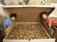 Cea mai mare pizza care se poate comanda