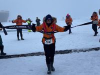 Cea varstnica femeie care a finalizat maratoanul de la Polul Nord si din Antarctica